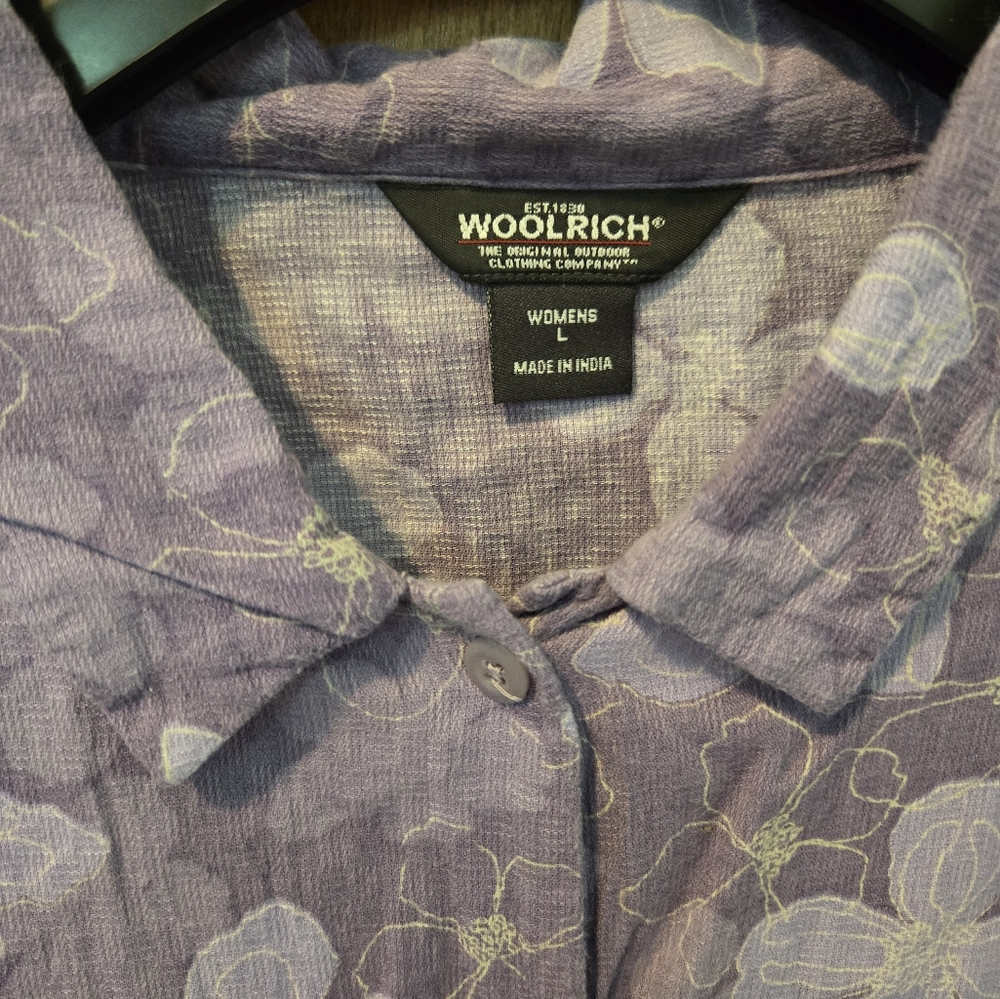 Woolrich Button Up - Picture 2 of 5